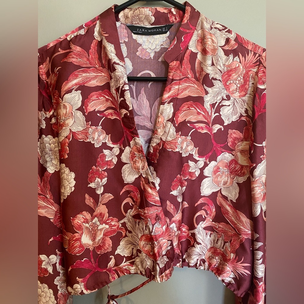 Zara Crop Wrap Front Tie Floral Blouse with Puffy Sleeves Size S - Picture 8 of 11